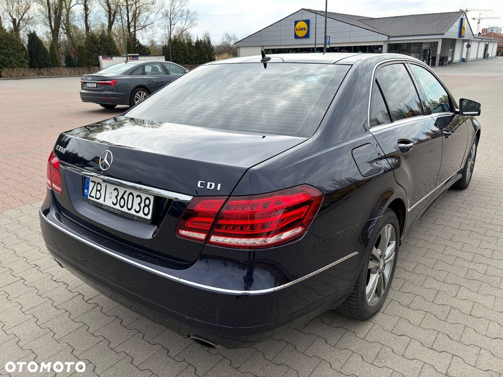 Mercedes-Benz Klasa E 350 CDI BlueEff Avantgarde - 6