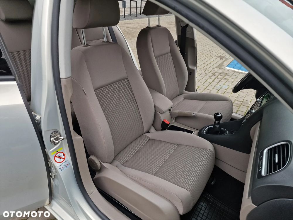 Volkswagen Golf 1.4 Comfortline - 14