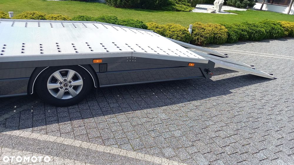 Mercedes-Benz Sprinter - 10
