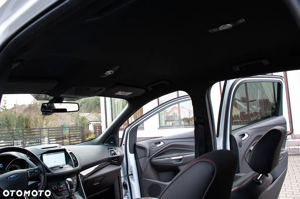 Ford Kuga 1.5 EcoBoost 4x4 ST-Line - 14