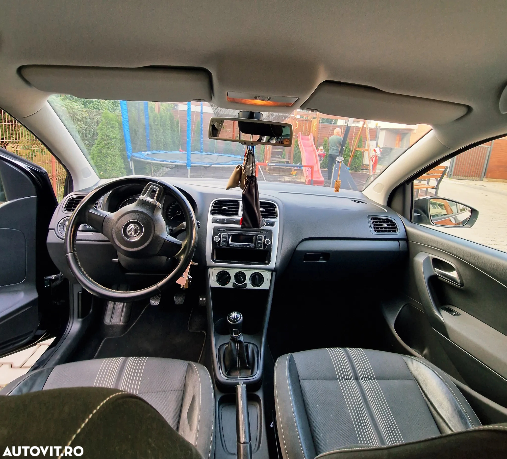 Volkswagen Polo 1.6 TDI Comfortline - 5