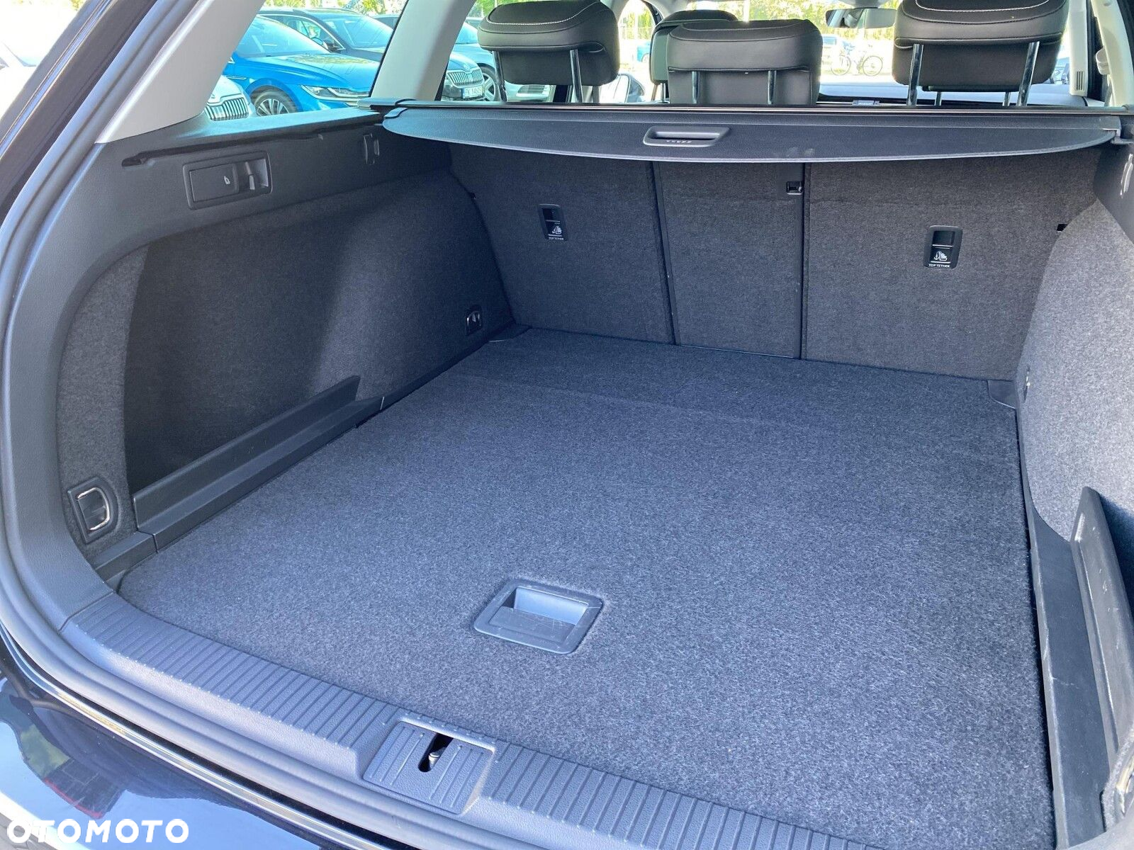 Volkswagen Passat 2.0 TDI 4Mot Elegance DSG - 37