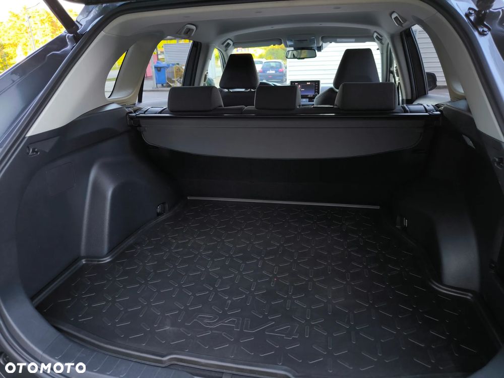 Toyota RAV4 - 24