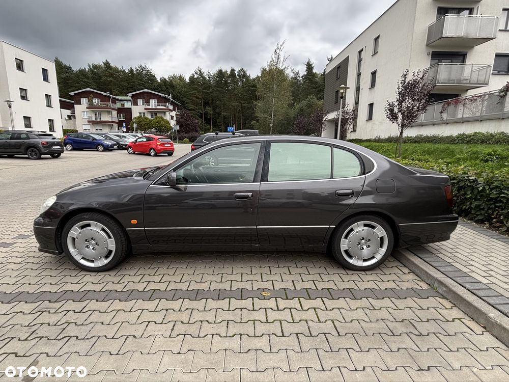 Lexus GS - 2