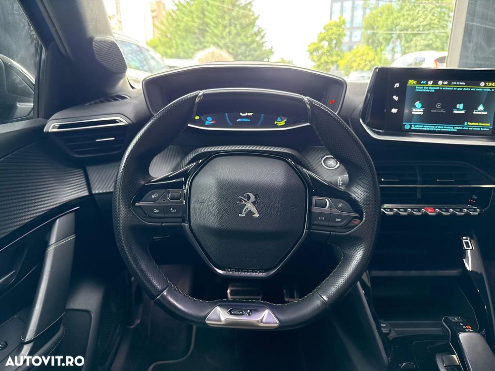 Peugeot 208 e-208 GT-Line - 16