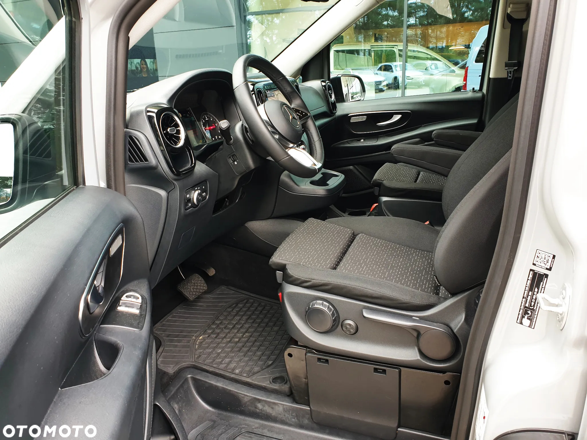 Mercedes-Benz Vito Tourer 116 CDI L3 Select 4x4 9G-Tronic 447.705 - 14