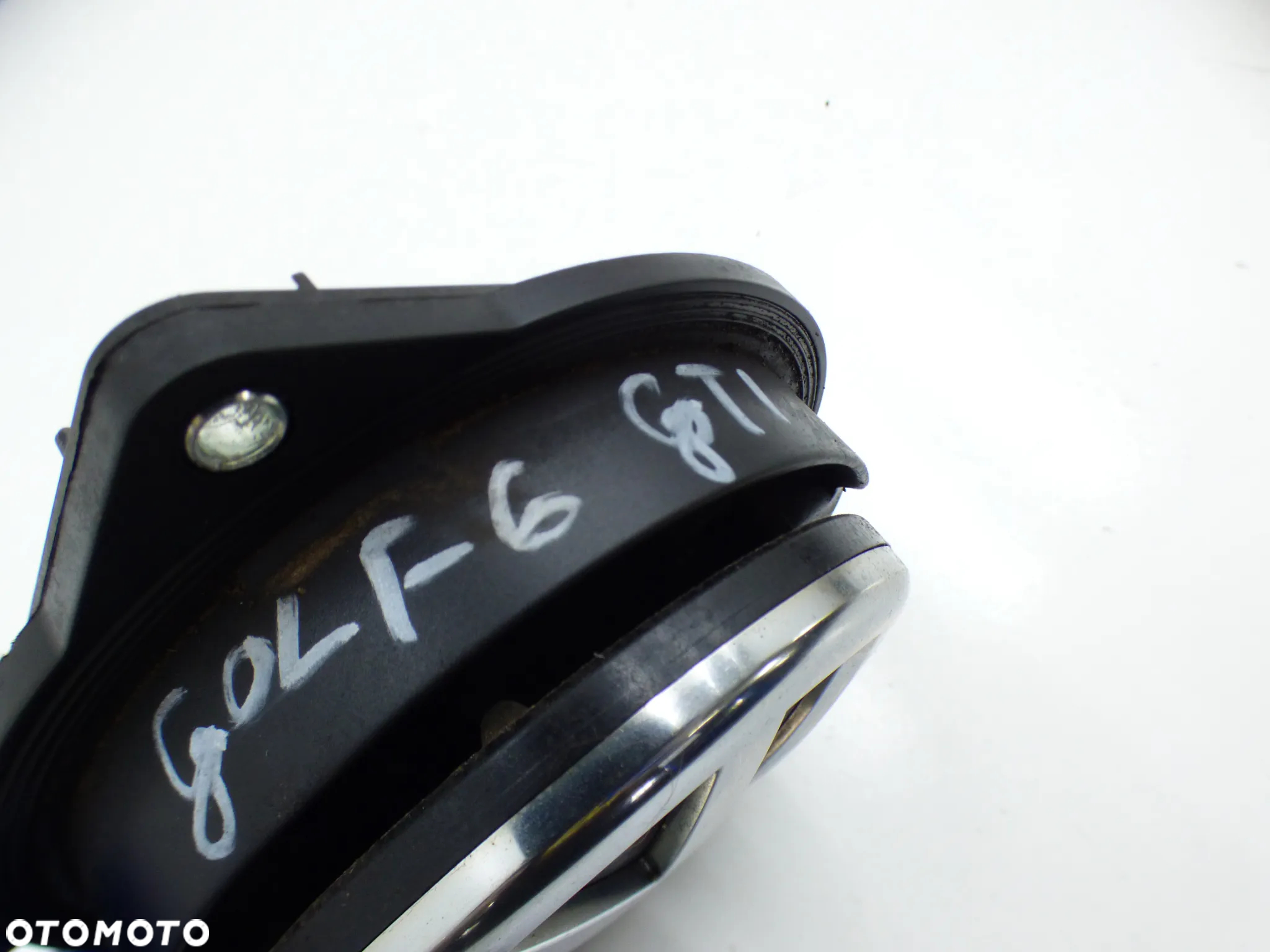 VW GOLF VI 6 GTI KLAMKA KLAPY BAGAŻNIKA TYŁ TYLNEJ POKRYWY 3C5827469F GORLICE - 3