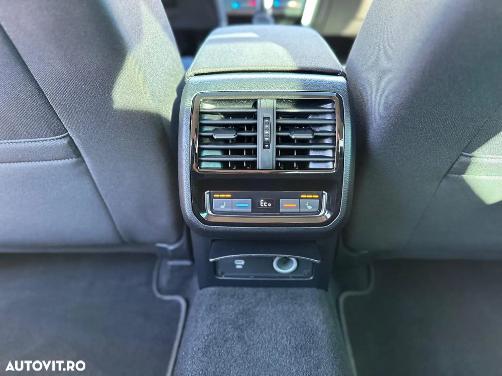 Volkswagen Passat 1.4 TSI Plug-In-Hybrid DSG GTE - 23