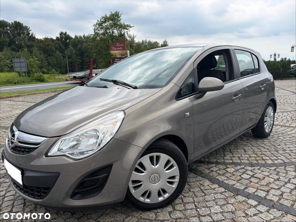 Opel Corsa 1.2 16V Essentia - 8