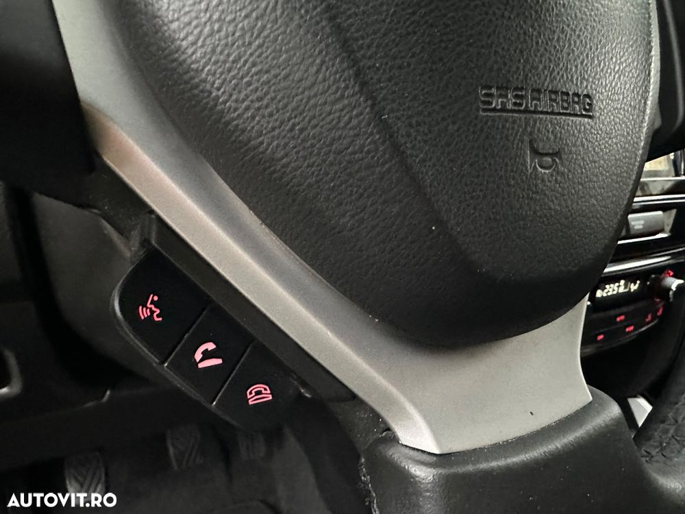 Suzuki Vitara 1.6 DDIS (4x4) Allgrip Comfort - 23