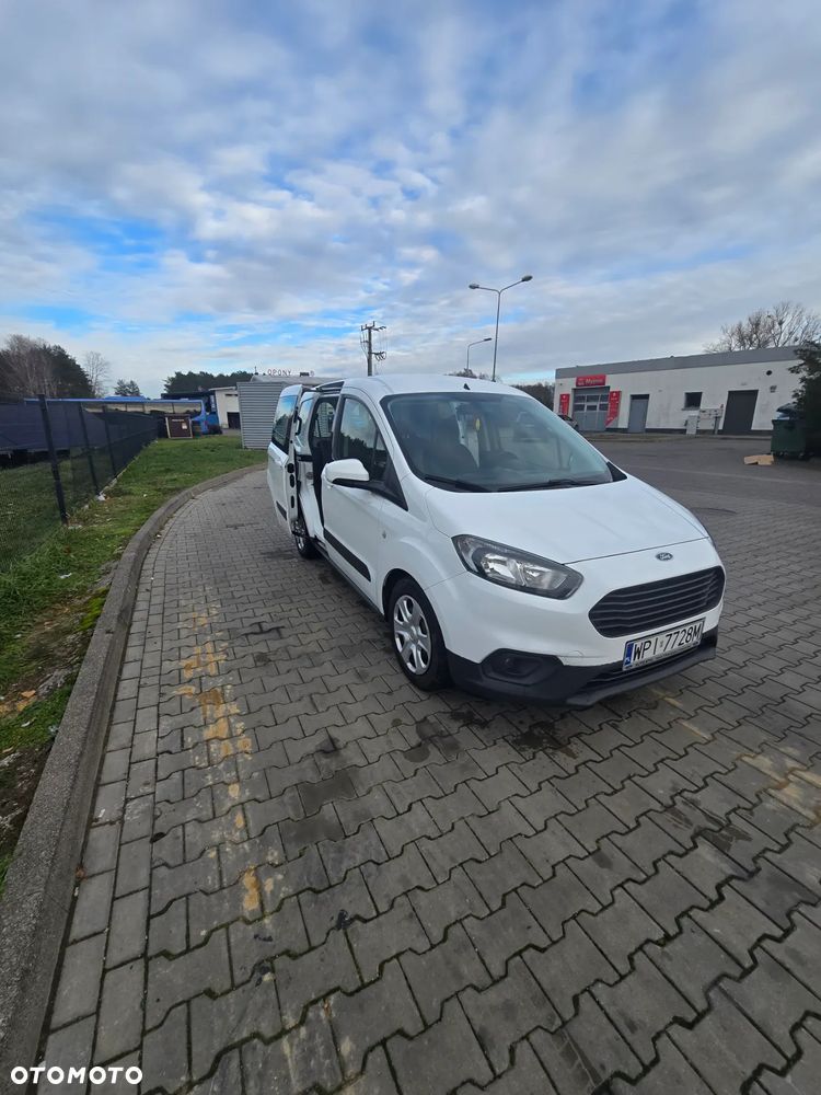 Ford Transit Courier - 3