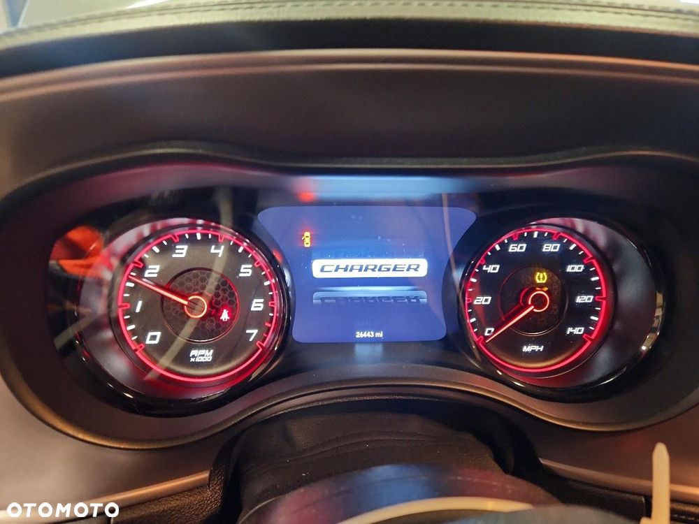 Dodge Charger 3.6 GT - 12