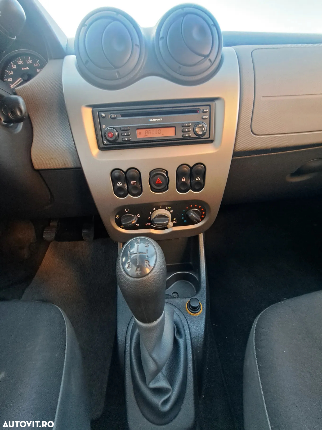 Dacia Sandero 1.4 MPI - 12