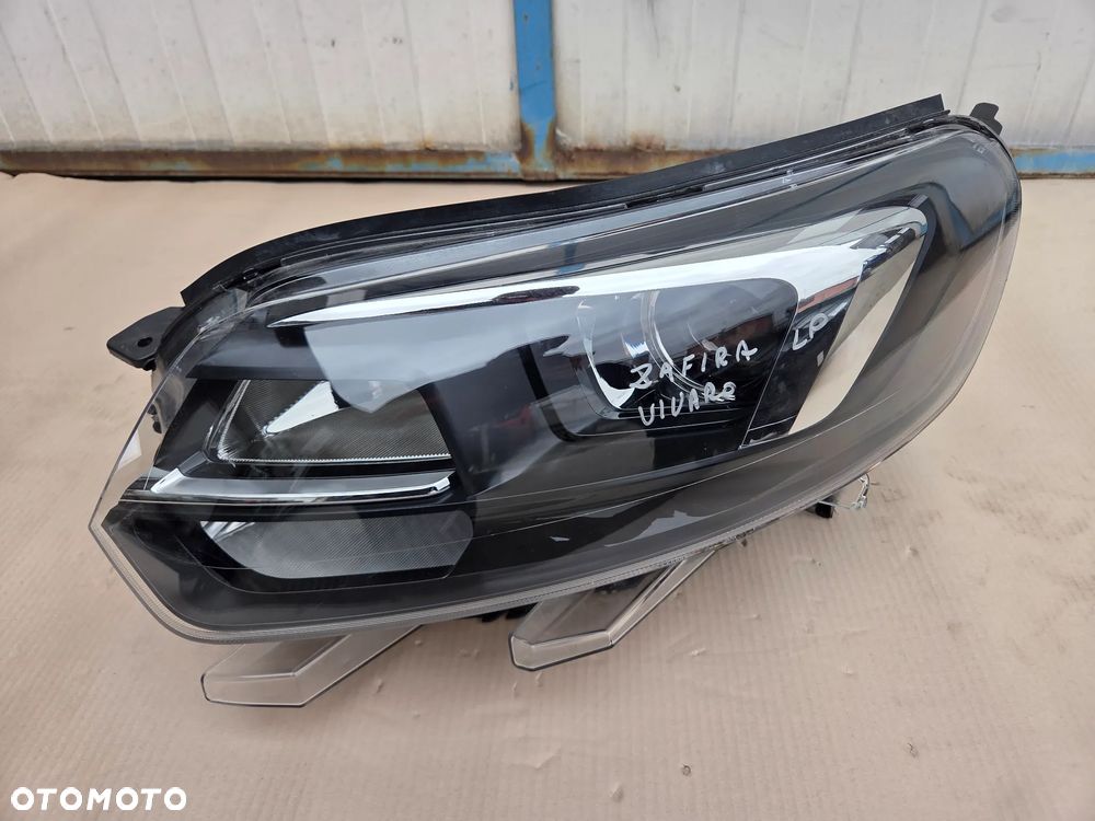 Lampa lampy komplet Xenon Opel Zafira D Vivaro C - 3