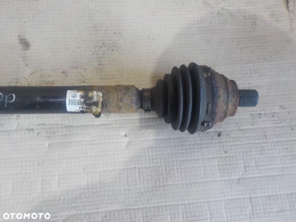 SKODA SUPERB II 2.0 TDI PÓŁOŚ PRAWY PRZÓD - 3