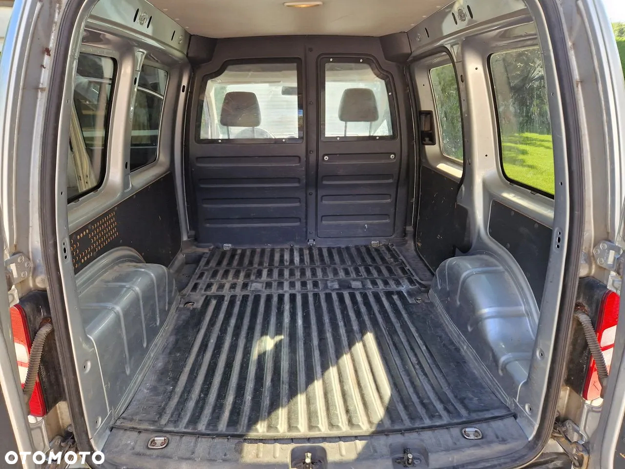 Volkswagen Caddy - 22