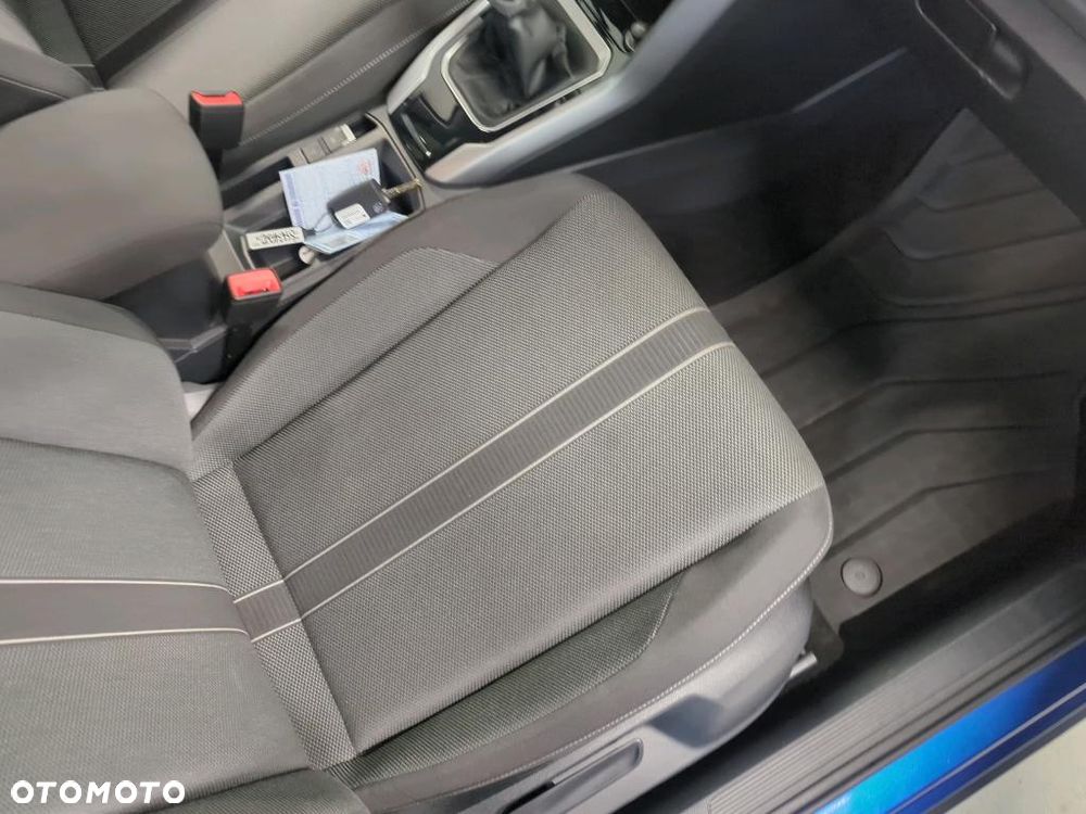 Volkswagen T-Roc 1.5 TSI Life - 16
