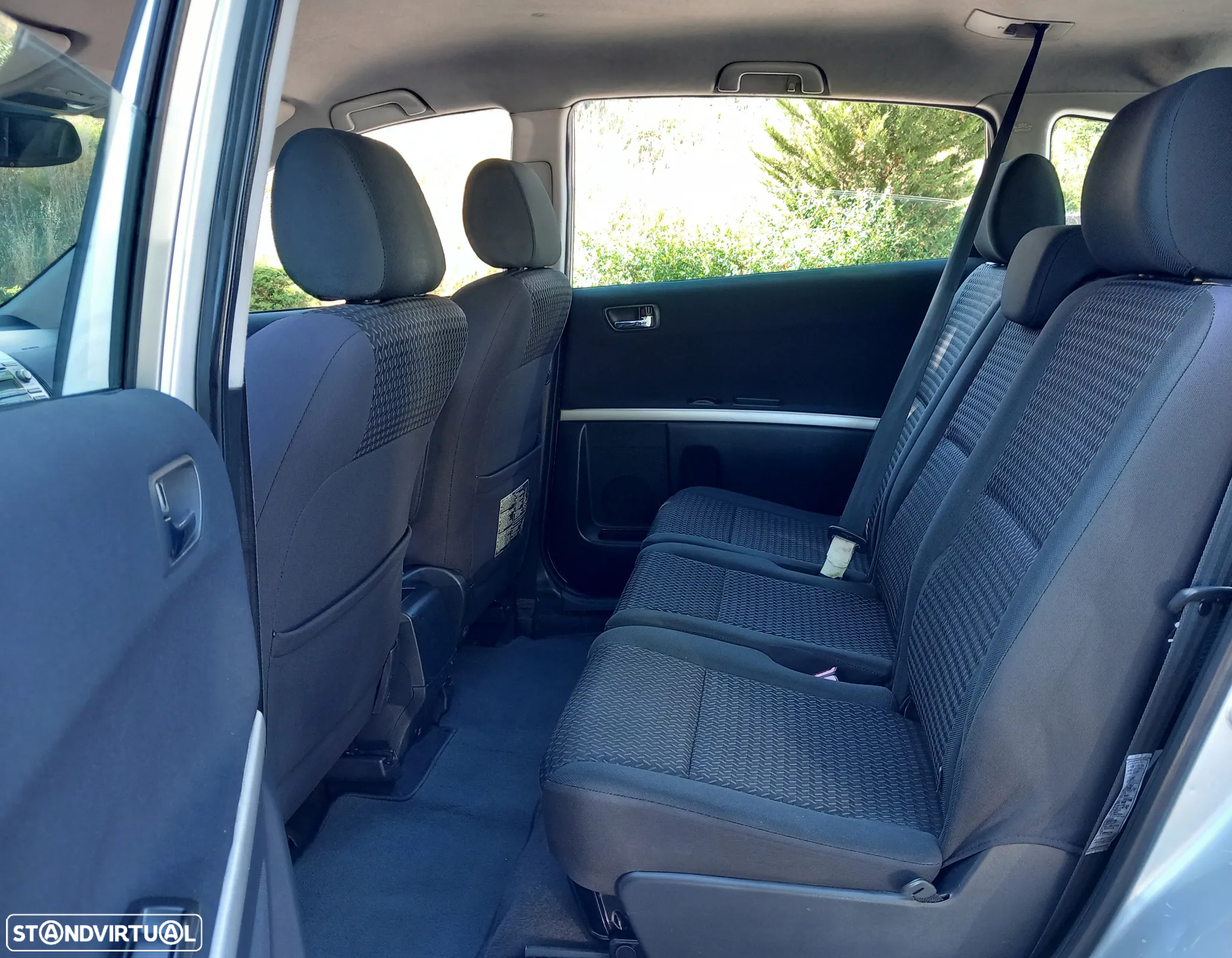 Toyota Corolla Verso 2.2 D-4D Sol - 9