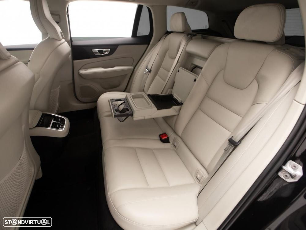 Volvo V60 2.0 D3 Inscription Geartronic - 11