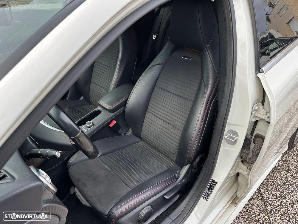 Mercedes-Benz A 180 d AMG Line - 7