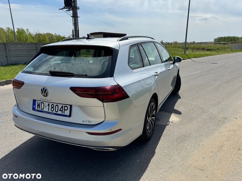 Volkswagen Golf 1.5 eTSI EVO Style DSG - 9