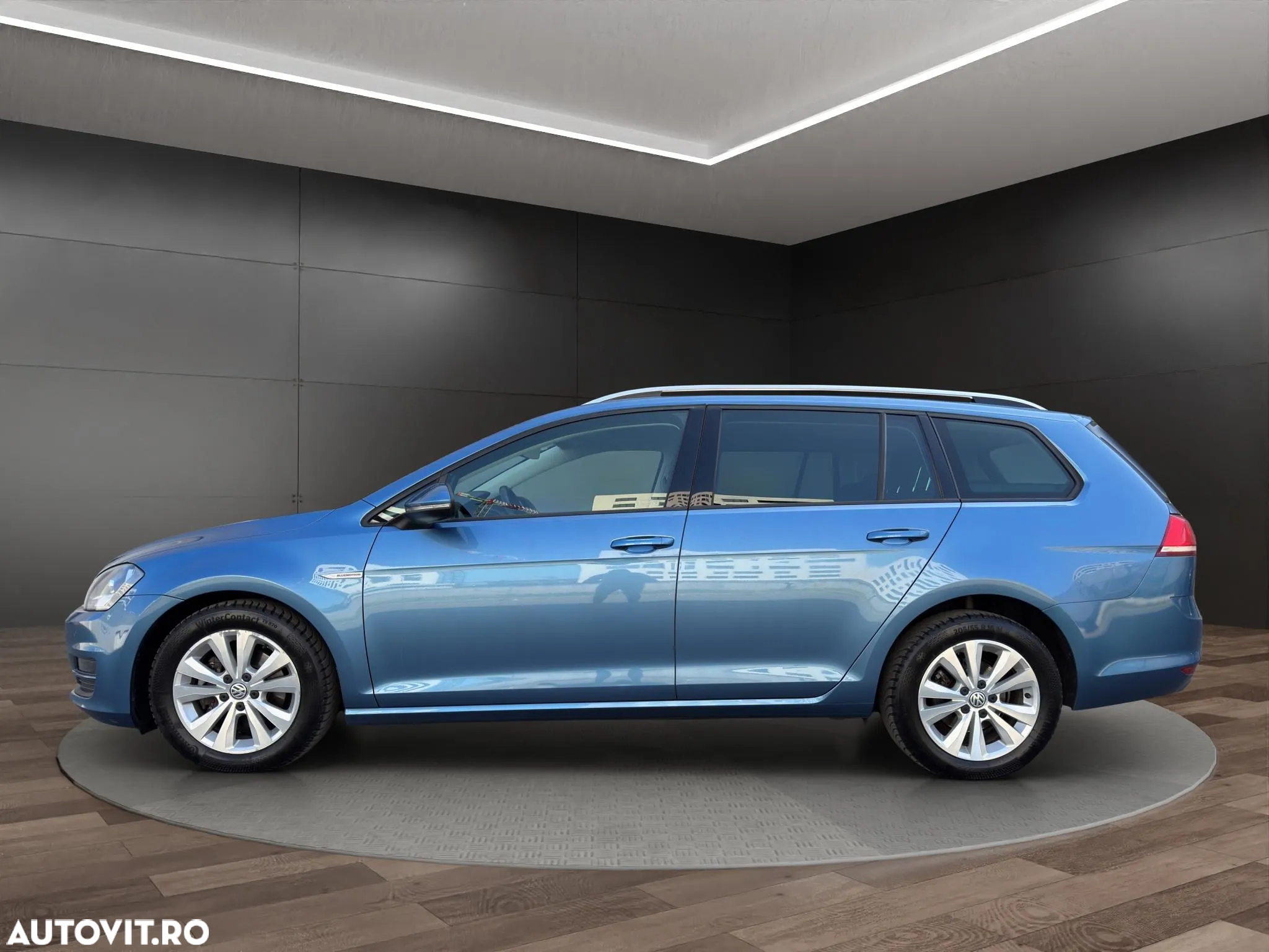 Volkswagen Golf 1.0 TSI BlueMotion DSG Comfortline - 19