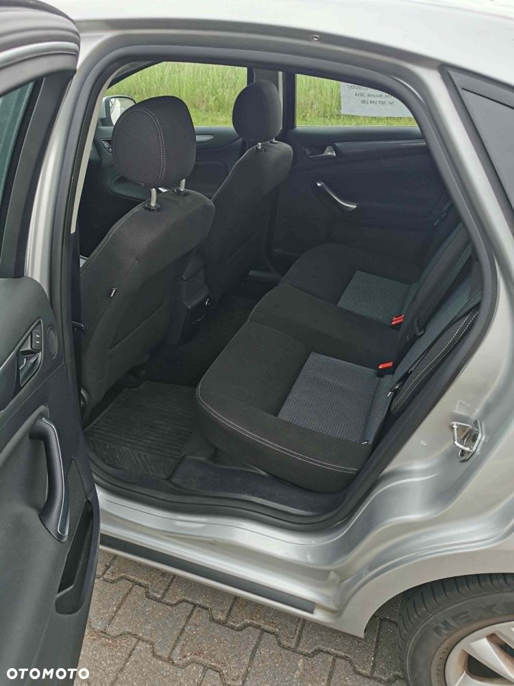 Ford Mondeo 2.0 T Trend - 14