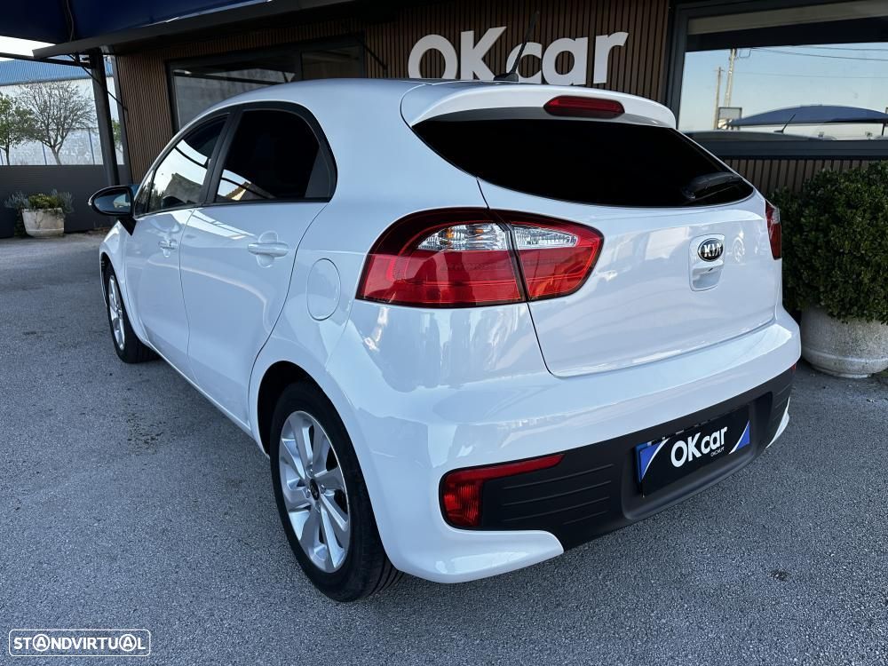 Kia Rio 1.1 CRDi EX ISG - 13