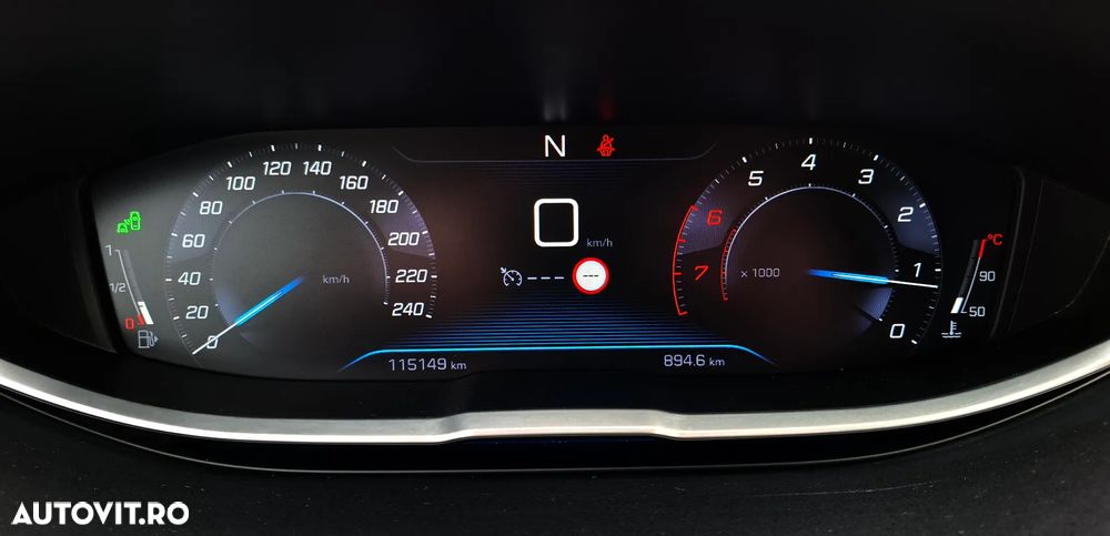 Peugeot 5008 THP 165 EAT6 Stop & Start Allure - 19