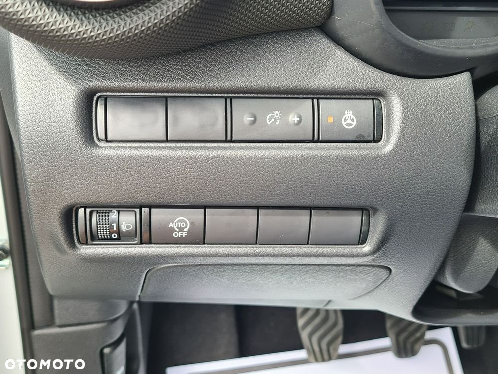 Nissan Juke 1.0 DIG-T N-Connecta - 18