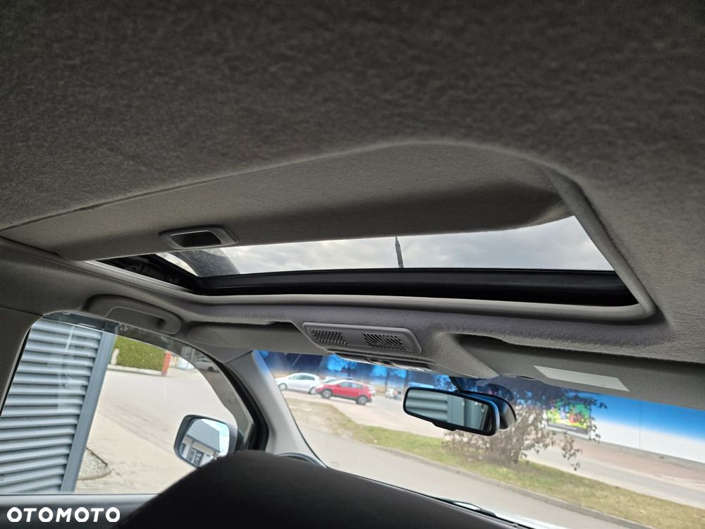 Nissan Navara DPF Autm LB Platinum - 12