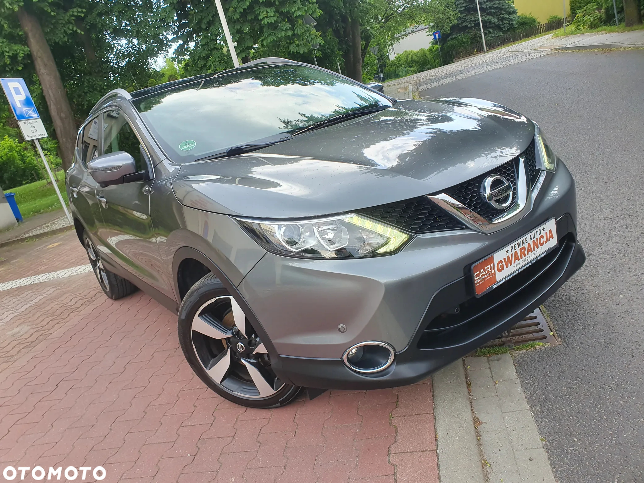 Nissan Qashqai 1.6 DIG-T N-Connecta - 29