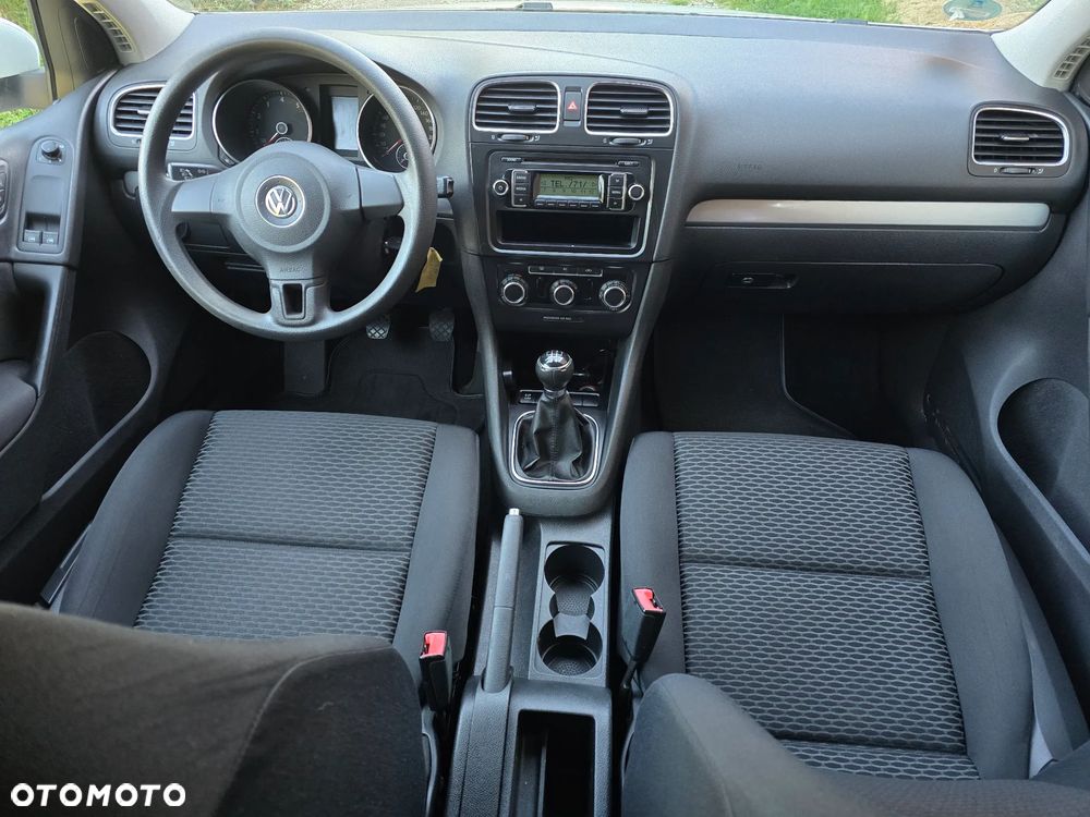 Volkswagen Golf VI 1.6 Highline - 23