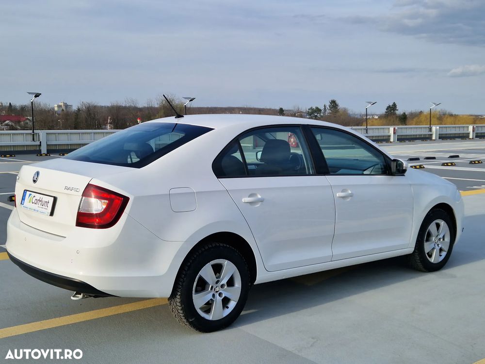 Skoda RAPID - 7
