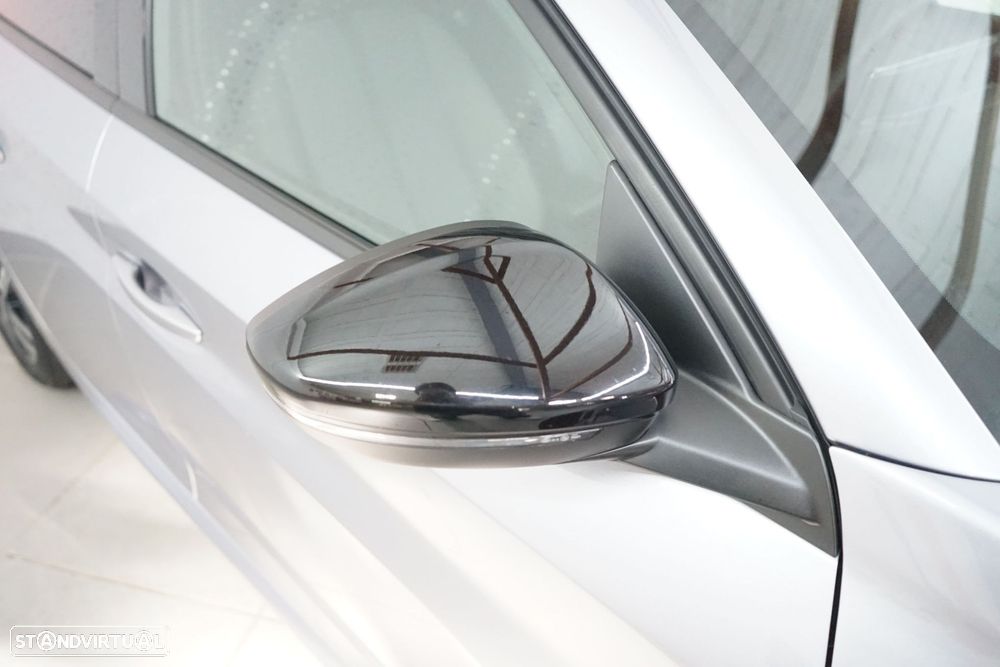 Peugeot 208 1.2 PureTech Active - 11