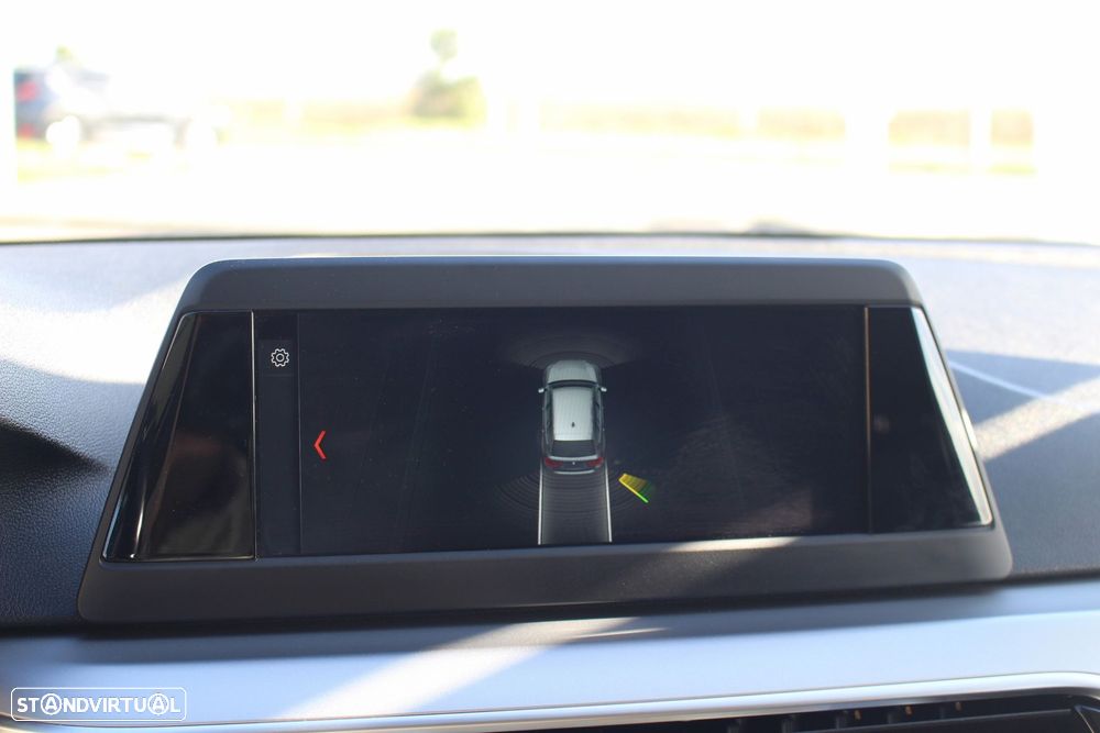 BMW 520 d Line Luxury Auto - 28