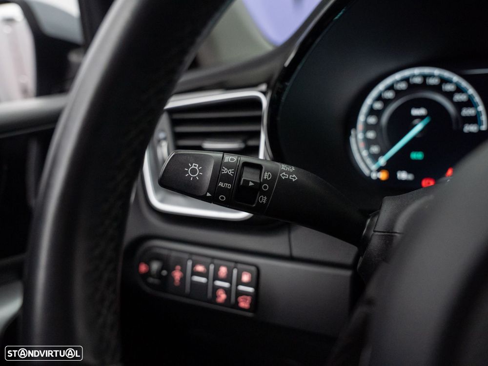 Kia XCeed 1.6 GDi PHEV Tech - 21