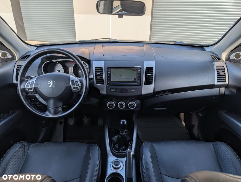 Peugeot 4007 HDI FAP 7-Sitzer Platinum - 28