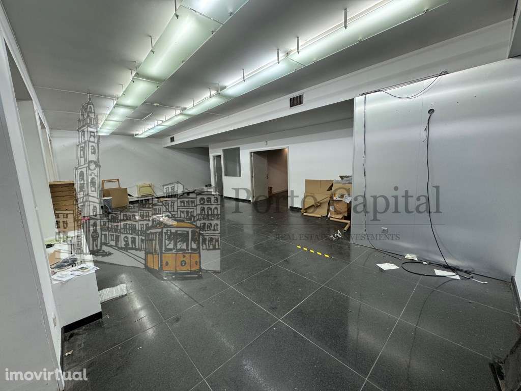Espaço Comercial + Garagens Excelente Investimento em Leça da Palmeira - Grande imagem: 5/42