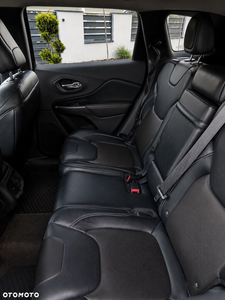 Jeep Cherokee 2.0 MJD Active Drive II Limited - 17