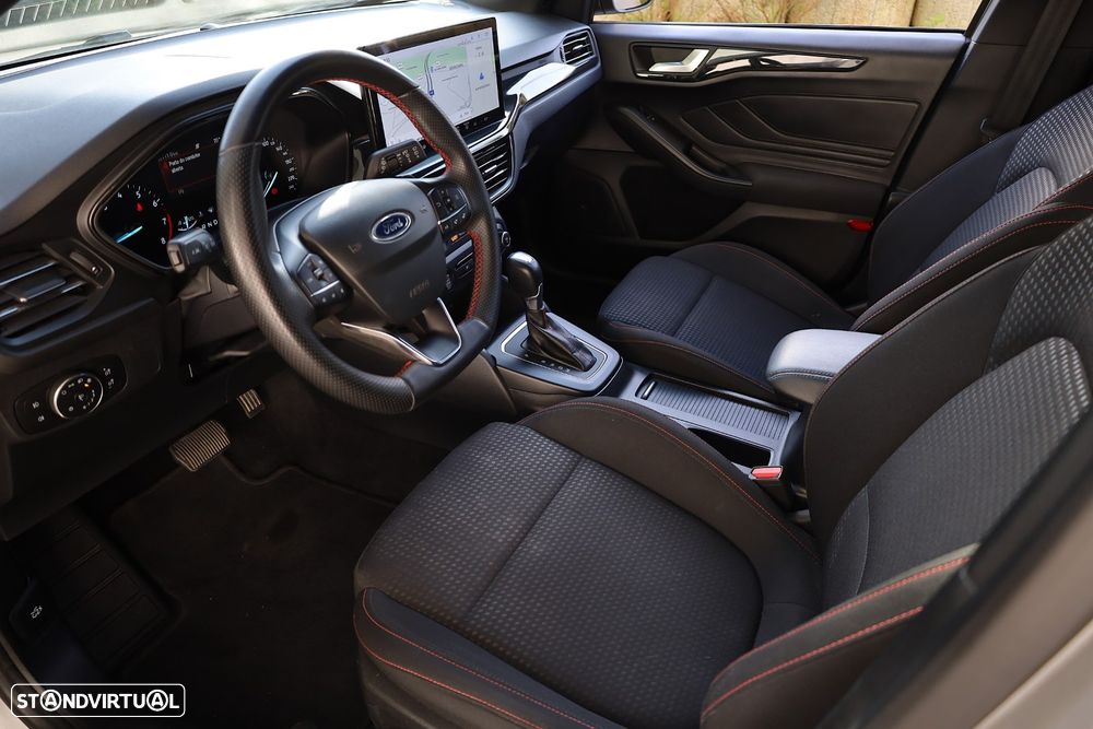 Ford Focus SW 1.0 EcoBoost MHEV ST-Line Aut. - 47