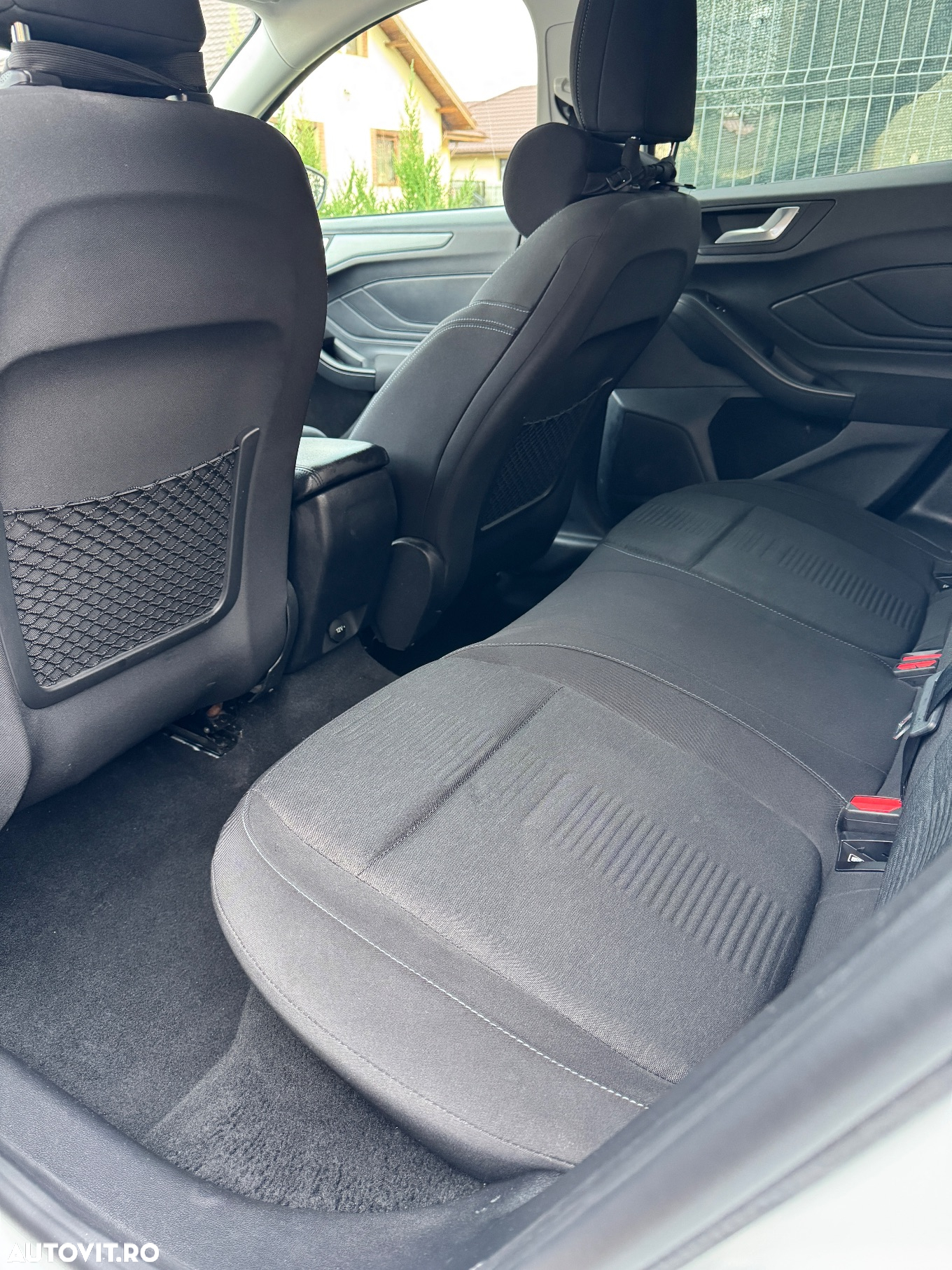 Ford Focus 1.0 EcoBoost Active Business - 9
