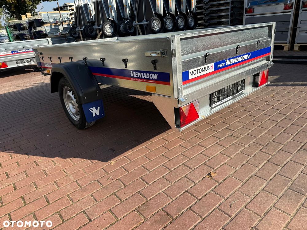 Niewiadów Przyczepa Niewiadów N426U 260x138x35cm 1 oś 750kg burty boczne 2mm Wrocław/Borowa MOTOMUS dostawa pod dom - 7