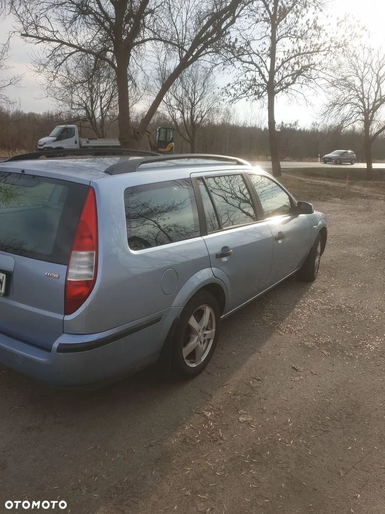 Ford Mondeo 2.0 TDCI Ambiente - 1