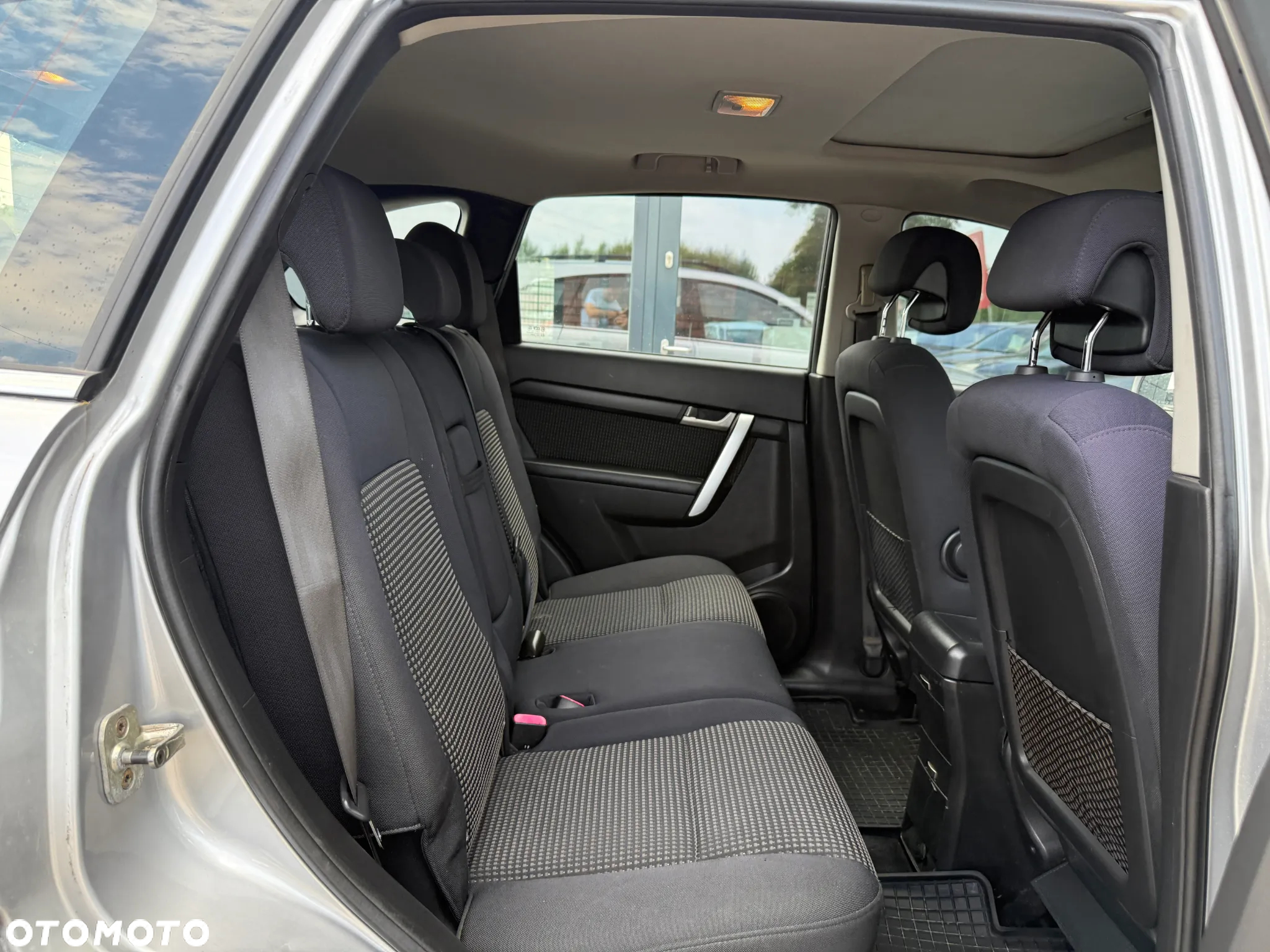 Chevrolet Captiva 2.4 2WD 7 Sitzer LS Family Edition - 27