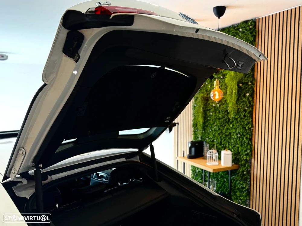 BMW i4 eDrive40 Pack Desportivo M - 34