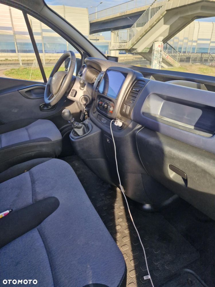 Opel Vivaro L1H1 2,7t Essentia - 9