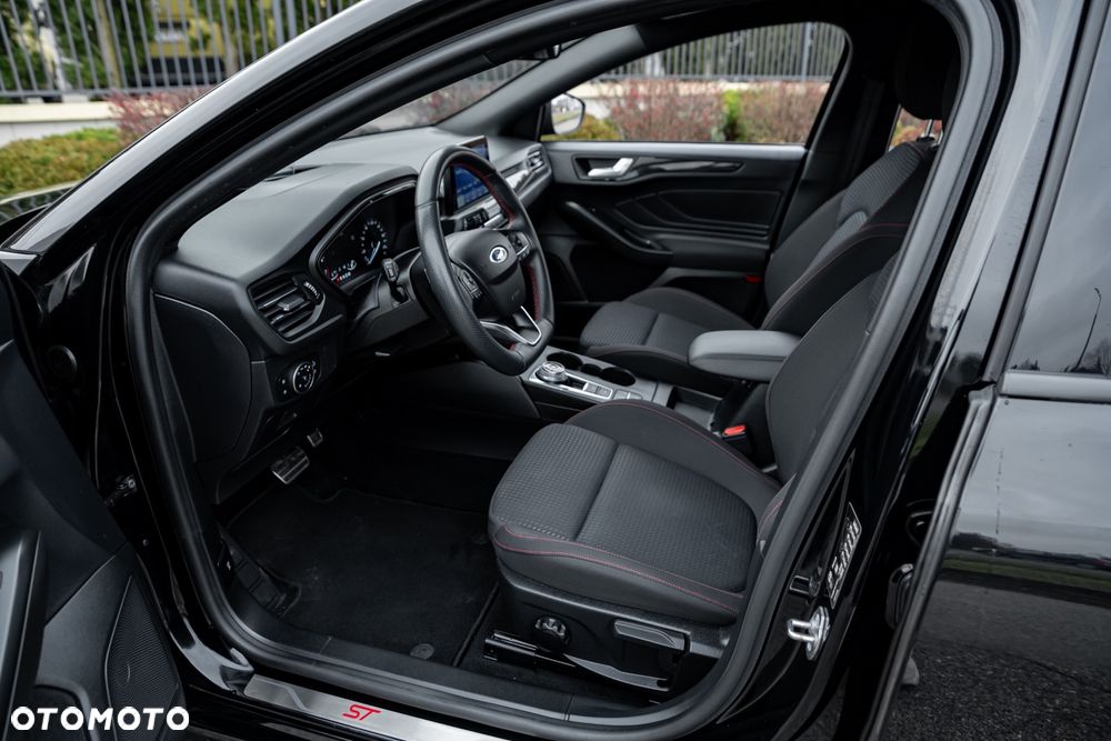 Ford Focus 1.0 EcoBoost ST-Line ASS PowerShift - 17