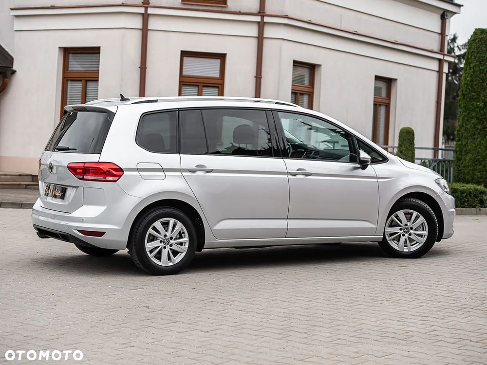 Volkswagen Touran 2.0 TDI SCR DSG Comfortline - 15