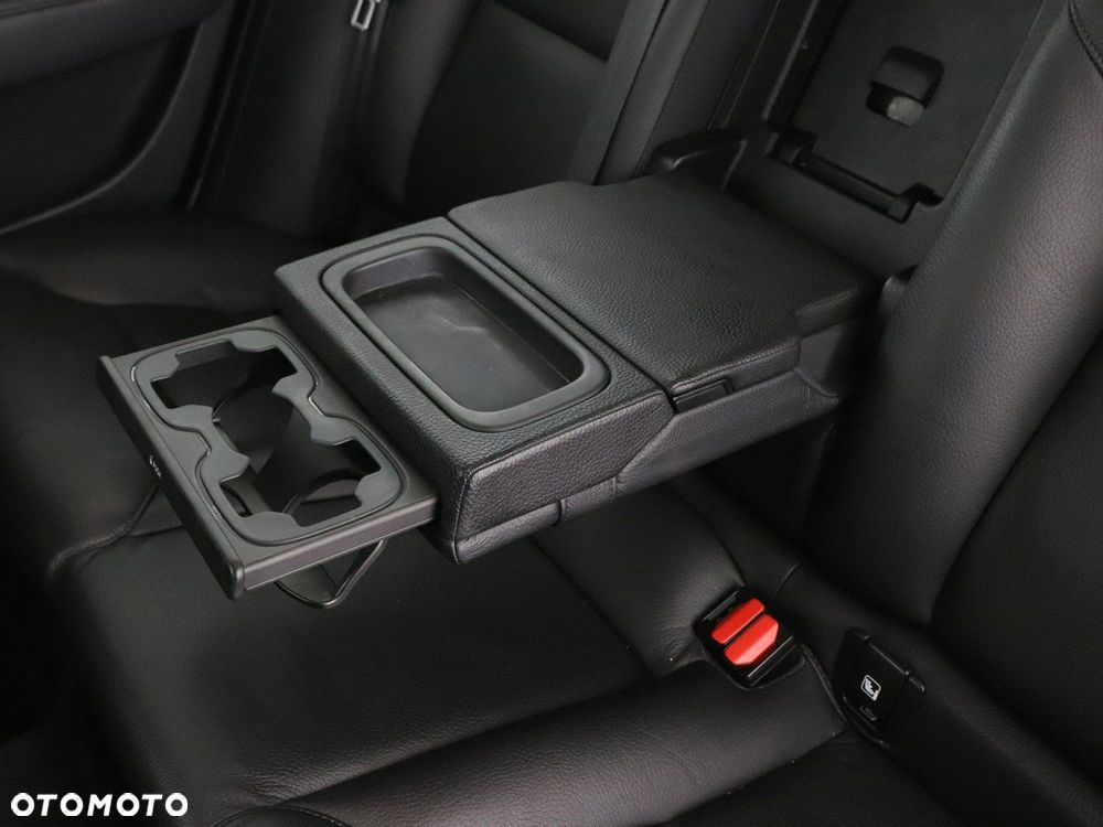 Volvo V90 D3 Momentum - 37